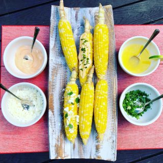 🌽 ON THE COB & TOPPINGS! 
Is 🌽 on the menu this weekend? I 💛 corn, but by this time in the summer, I’m a little bored with a plain cob and I’m looking to spice things up.
You can do all kinds of fun toppings on 🌽 Here are a few ideas:
🧀 I like cotija cheese, but you can use feta, Parm or your fave grated cheese
🌶 Spicy Mayo is amazing on corn (easy recipe in link 👆)
🌿 Fresh herbs like cilantro, parsley and tarragon perk up 🌽 in a minute
What’s your fave corn topper? Grab more ideas in the link 👆 
#cornonthecob🌽 
#cornrecipes 
#summerfood 
#savorsummer 
#summercookouts 
#cotija 
#spicymayo